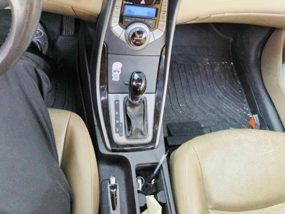 [金华·浙G] 二手现代朗动2012款 1.6L 自动领先型