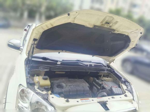 [南京·苏A] 二手双龙柯兰多2013款 2.0L 汽油两驱自动精英版