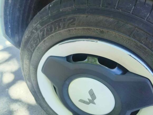 [青岛·鲁B] 二手五菱汽车宏光MINIEV2021款 马卡龙夹心款 170km 磷酸铁锂