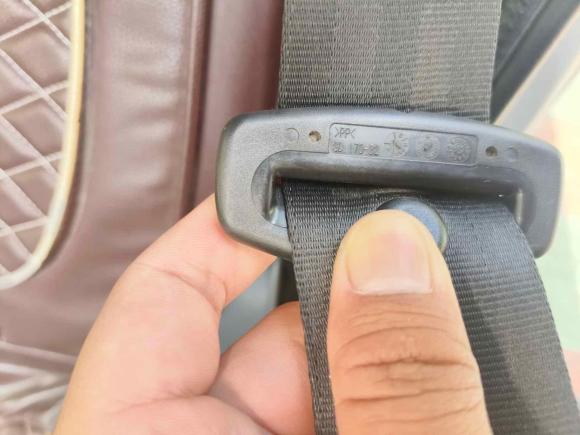 [南通·苏F] 二手五菱汽车五菱之光2023款 1.5L 实用型 5/7座