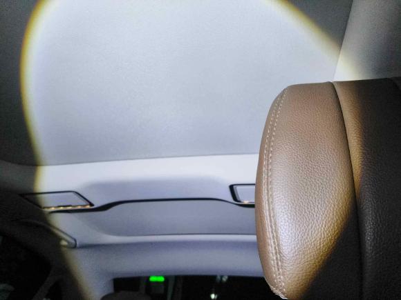 [深圳·粤B] 二手奔驰奔驰E级新能源2022款 改款三 E 350 e L 插电式混合动力轿车