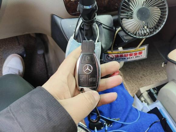 [上海·沪A] 二手奔驰唯雅诺2011款 2.5L 领航版