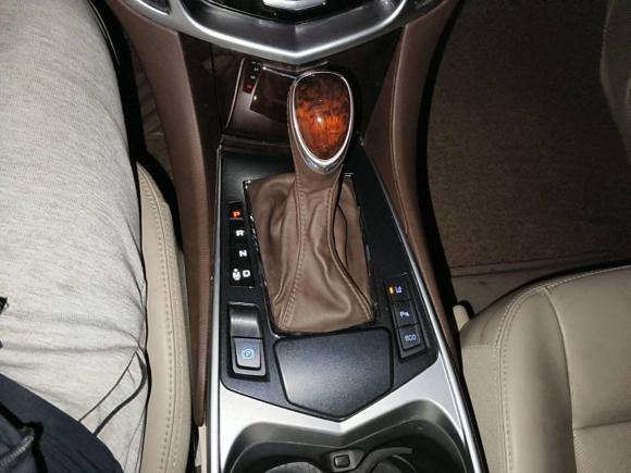 [芜湖·皖B] 二手凯迪拉克凯迪拉克SRX2015款 3.6L 旗舰型