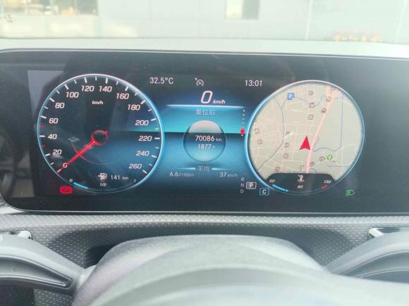 [佛山·粤X] 二手奔驰奔驰A级2020款 改款 A 200 L 运动轿车时尚型