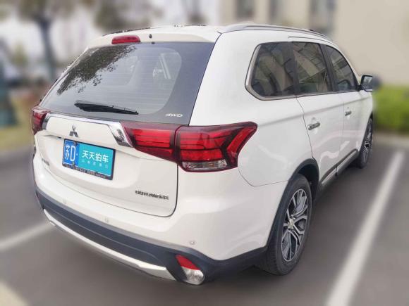 [常州·苏D] 二手三菱欧蓝德2018款 2.4L 四驱精英版 5座