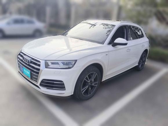 [无锡·苏B] 二手奥迪奥迪Q5L2020款 改款 40 TFSI 荣享时尚型