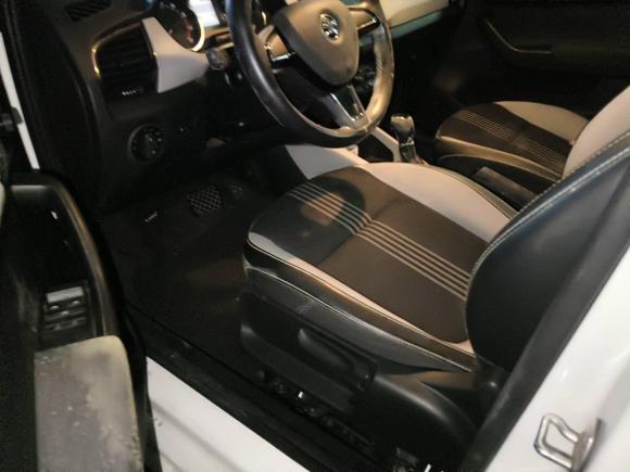 [常州·苏D] 二手斯柯达晶锐2015款 1.6L 自动运动版