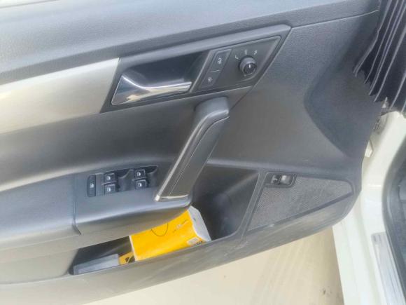 [深圳·粤E] 二手大众朗逸2015款 1.6L 手动舒适版