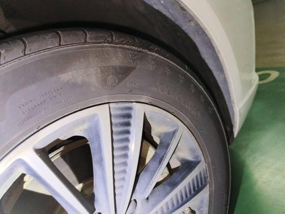 [杭州·浙A] 二手荣威荣威Ei52019款 智联旗舰版