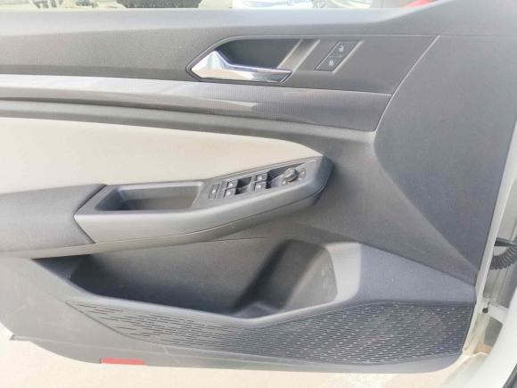 [青岛·鲁B] 二手大众宝来2024款 200TSI 手动畅行版