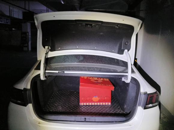 [南通·苏F] 二手标致标致3082018款 1.6L 自动豪华版