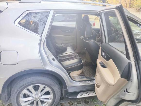 [成都·川A] 二手日产奇骏2014款 2.0L CVT舒适版 2WD