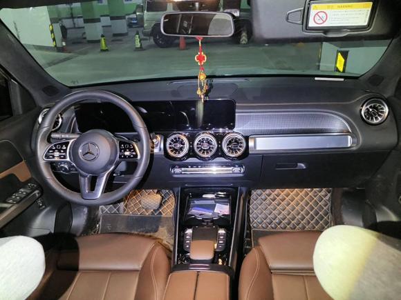 [武汉·鄂A] 二手奔驰奔驰GLB2022款 改款 GLB 200 时尚型