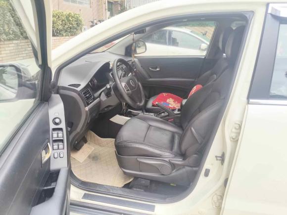 [南京·苏A] 二手双龙柯兰多2013款 2.0L 汽油两驱自动精英版