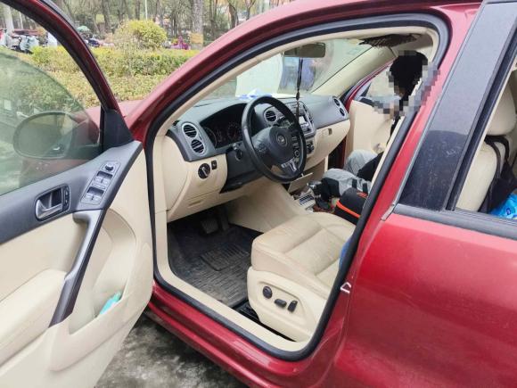 [上海·沪J] 二手大众途观2010款 1.8TSI 自动两驱风尚版