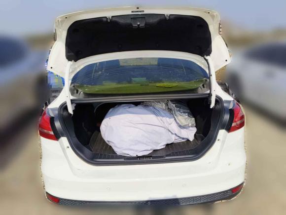 [广州·粤A] 二手福特福克斯2017款 三厢 EcoBoost 180 自动旗舰型