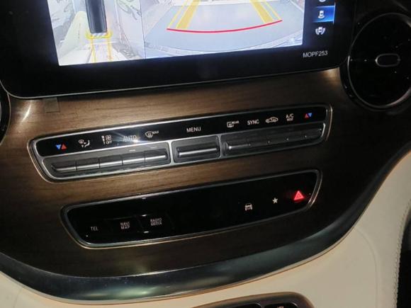 [上海·沪A] 二手奔驰奔驰V级2020款 V 260 L 长轴距豪华版