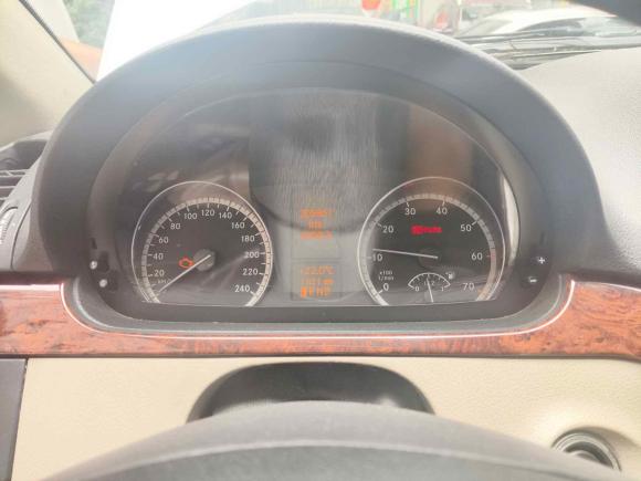 [青岛·鲁B] 二手奔驰唯雅诺2010款 2.5L 豪华版