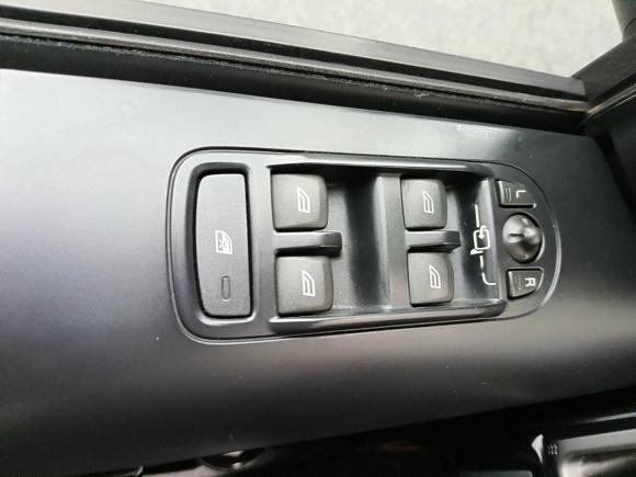 [温州·浙C] 二手路虎神行者22015款 2.0T Si4 HSE Luxury典藏版