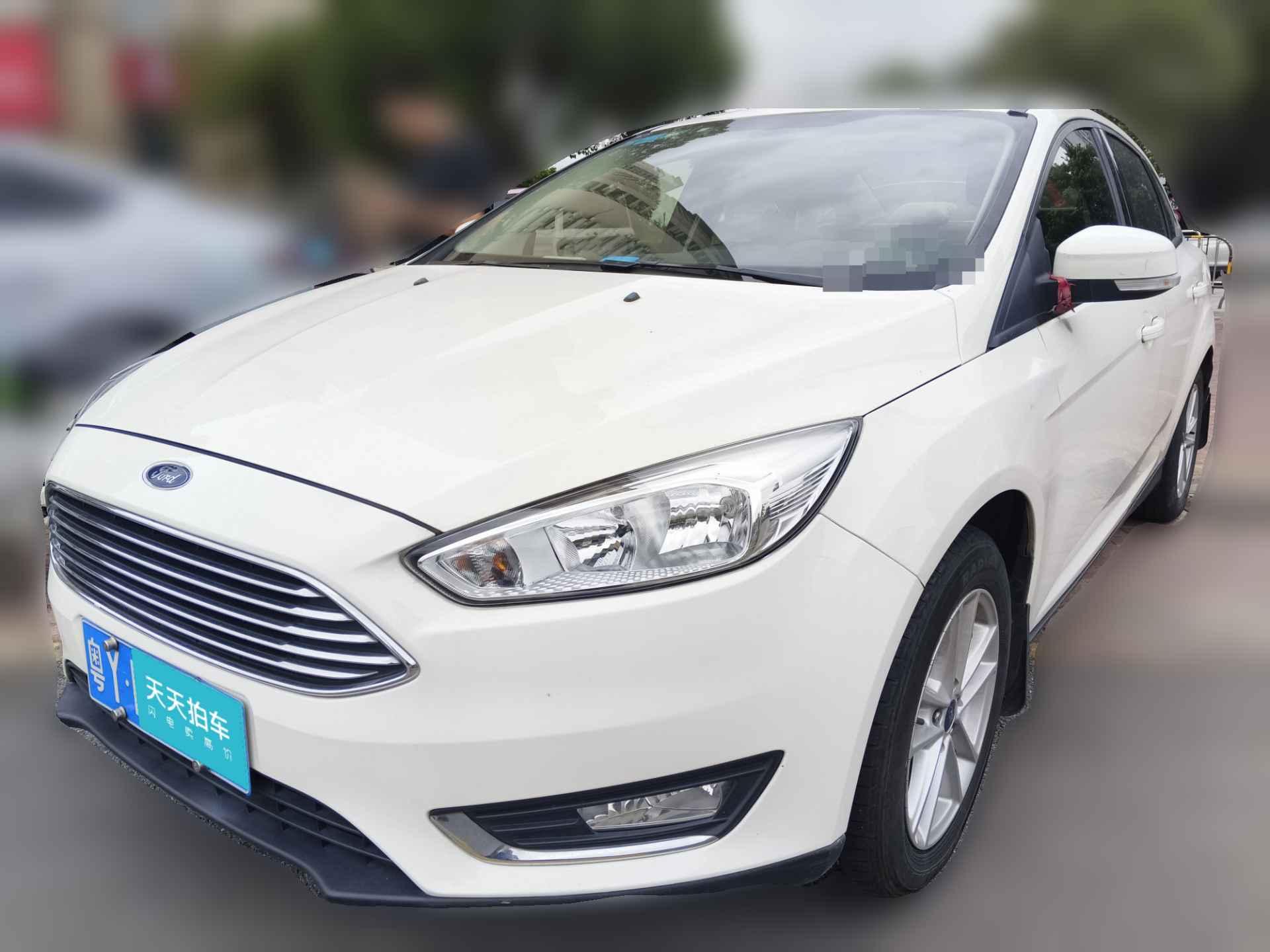 [佛山·粤Y] 福特福克斯2017款 三厢 1.6L 自动风尚型智行版