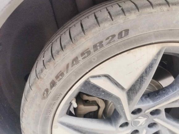 [成都·川A] 二手ARCFOX极狐极狐 阿尔法T2023款 688E+ 森林版 160kW