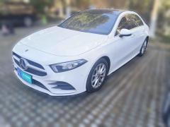 [上海·沪A] 奔驰奔驰A级2020款 改款 A 200 L 运动轿车时尚型