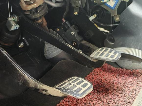 [西安·豫A] 二手奇瑞瑞虎32015款 1.6L 手动智尚运动版