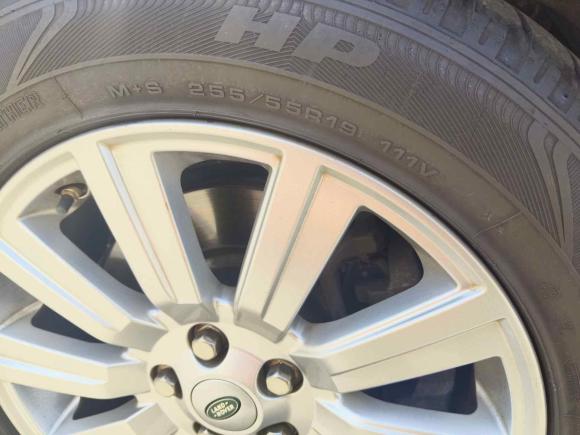 [上海·沪A] 二手路虎发现2011款 3.0 SDV6 HSE 柴油版