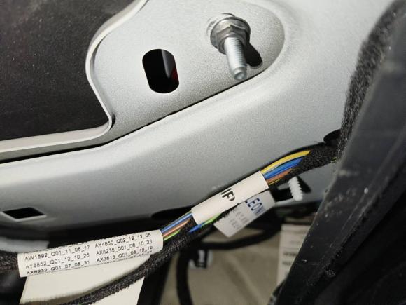 [南京·苏A] 二手奔驰奔驰GLK级2013款 GLK 300 4MATIC 动感天窗型