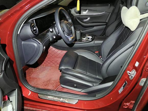 [南京·苏A] 二手奔驰奔驰E级2018款 改款 E 200 L 运动型