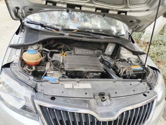 [广州·粤L] 二手斯柯达昕锐2016款 1.6L 自动尊行版