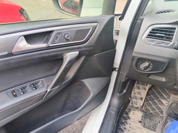 [成都·川A] 二手大众高尔夫·嘉旅2018款 230TSI 自动进取型