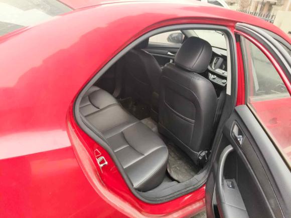 [南京·苏A] 二手荣威荣威3602015款 1.5L 手动豪华版