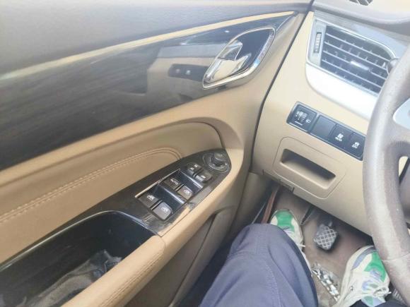 [南通·苏F] 二手宝骏宝骏7302016款 1.5L 手动舒适型 7座 国V