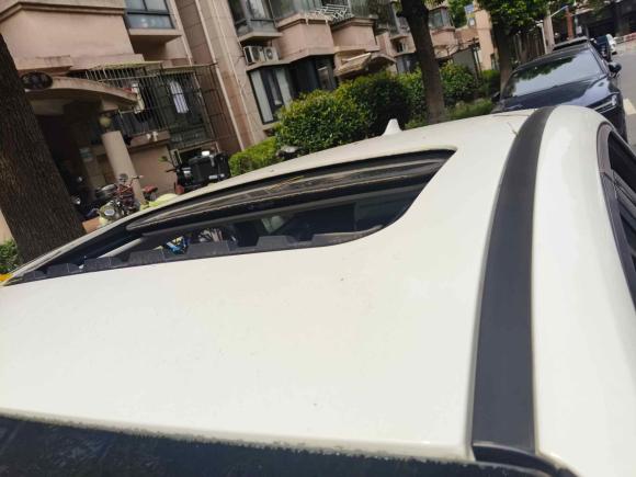 [上海·沪G] 二手福特福克斯2015款 两厢 1.6L 自动风尚型