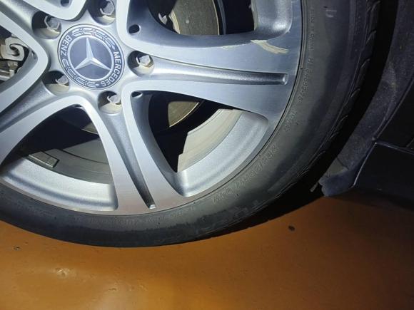 [上海·沪B] 二手奔驰奔驰C级2019款 改款 C 260 L 运动版