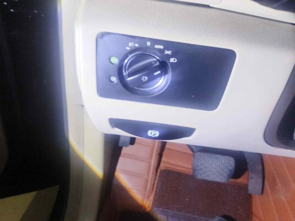 [深圳·川M] 二手奔驰奔驰R级2014款 R 400 4MATIC 商务型