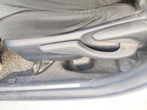 [杭州·浙A] 二手丰田YARiS L 致炫2016款 改款 1.5E CVT魅动版