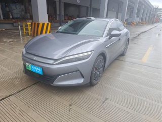 比亚迪汉L2025款 EV 701KM激光雷达尊享型