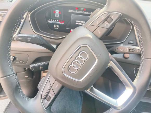 [上海·沪F] 二手奥迪奥迪Q5L2023款 40T 豪华动感型