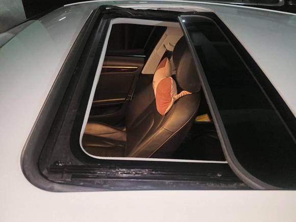 [广州·粤A] 二手奥迪奥迪A4L2013款 35 TFSI 自动豪华型