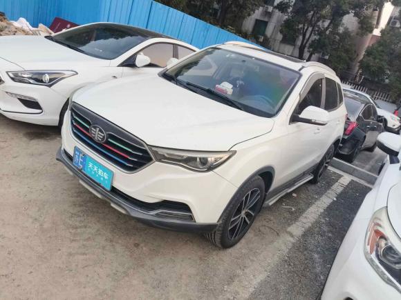 [苏州·苏E] 二手奔腾奔腾X402017款 1.6L 自动豪华型