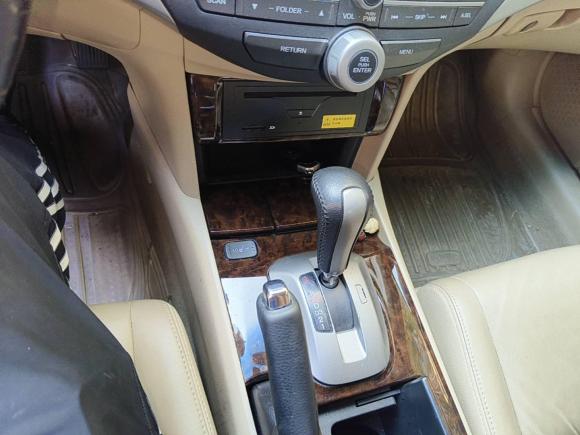 [杭州·浙M] 二手本田雅阁2010款 2.0L EX