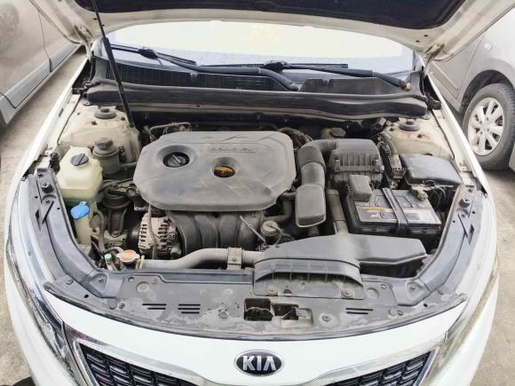 [南通·苏F] 二手起亚起亚K52015款 2.0L 自动LUX