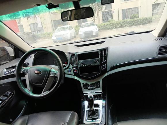 [杭州·浙A] 二手比亚迪比亚迪e52018款 450 智联畅享型