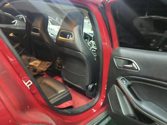 [常州·苏D] 二手奔驰奔驰GLA2015款 GLA 220 4MATIC 时尚型