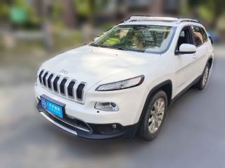Jeep自由光2016款 2.4L 优越版