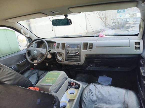 [南通·苏F] 二手福田风景G92016款 2.4L商运版长轴4G69