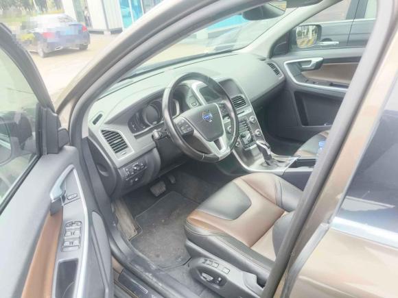 [佛山·粤S] 二手沃尔沃沃尔沃XC602015款 T5 AWD 智远版