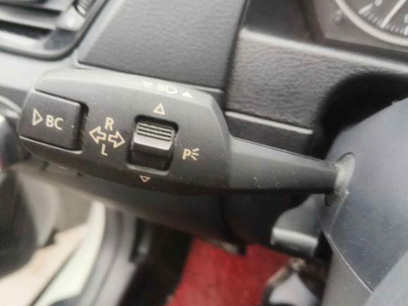 [温州·浙B] 二手宝马宝马X12013款 sDrive18i 时尚型